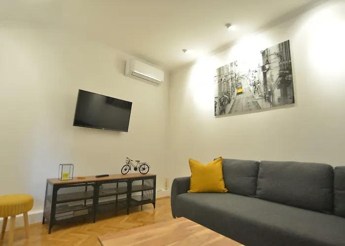 Apartman Lena